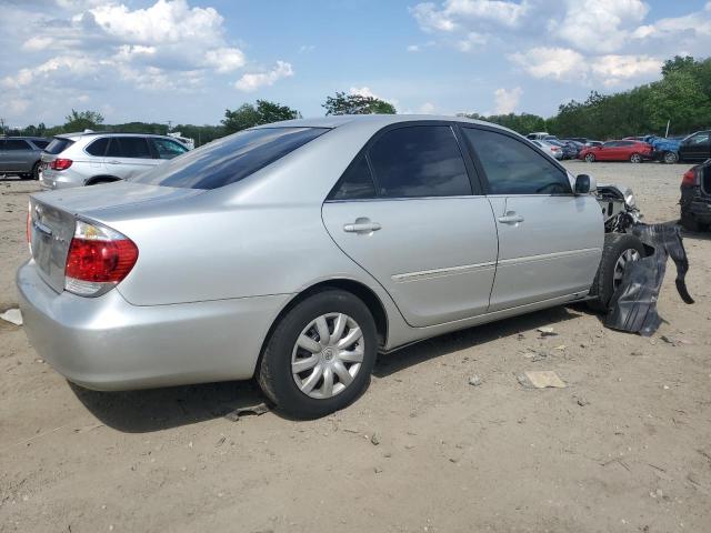 Photo 3 from auction – 2005 TOYOTA CAMRY LE with VIN 4T1BE32K75U069340