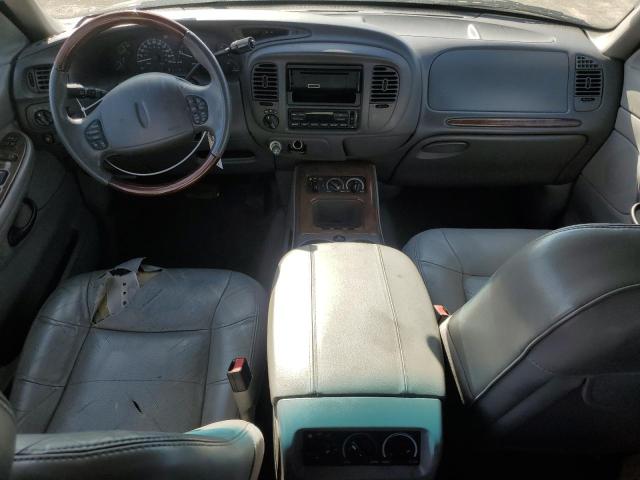 Photo 8 from auction – 2001 LINCOLN NAVIGATOR with VIN 5LMFU28R61LJ24800