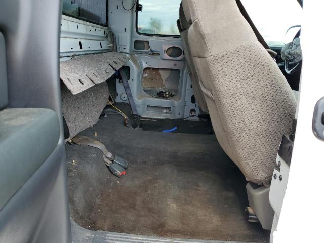 Photo 10 from auction – 2000 CHEVROLET SILVERADO with VIN 1GCEK19T3YE223182