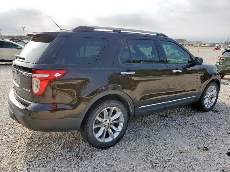 Photo 3 from auction – 2014 FORD EXPLORER L with VIN 1FM5K7F89EGA32400