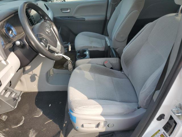 Photo 7 from auction – 2018 TOYOTA SIENNA LE with VIN 5TDKZ3DC9JS926772