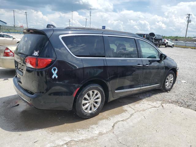 Photo 3 from auction – 2017 CHRYSLER PACIFICA T with VIN 2C4RC1BG0HR771798
