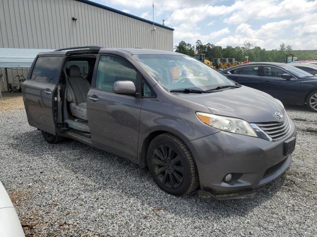 Photo 4 from auction – 2012 TOYOTA SIENNA XLE with VIN 5TDDK3DC7CS045293