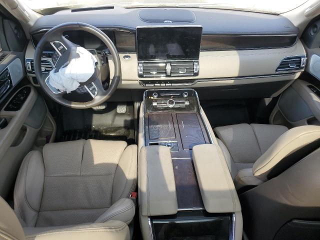 Photo 8 from auction – 2022 LINCOLN NAVIGATOR with VIN 5LMJJ2LT3NEL04123
