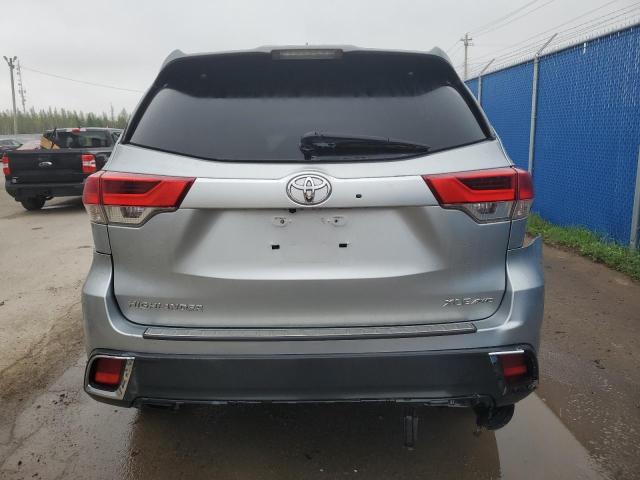 Photo 6 from auction – 2018 TOYOTA HIGHLANDER with VIN 5TDJZRFH2JS528343