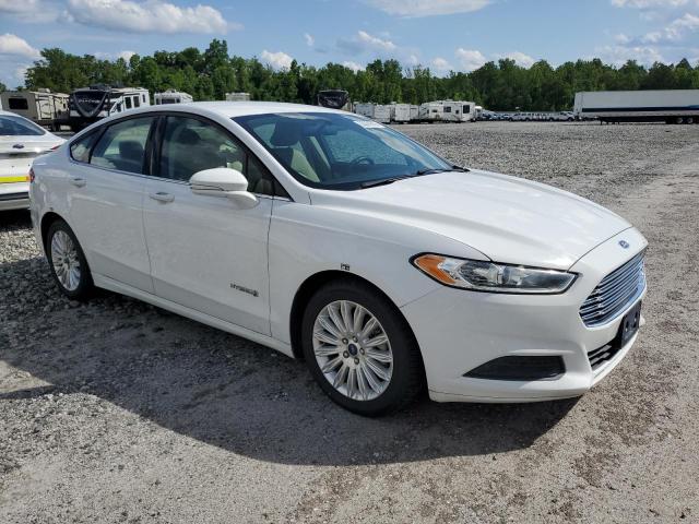 Foto 4 de la subasta – 2015 FORD FUSION con VIN 3FA6P0LU3FR182795