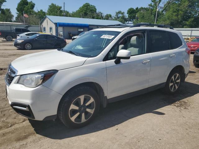 SUBARU FORESTER 2 2017 with VIN JF2SJAEC5HG463710 - Photo from auction
