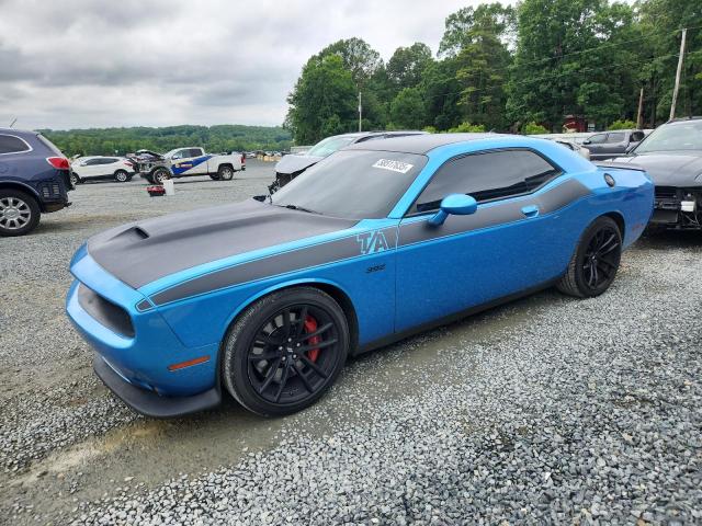 DODGE CHALLENGER 2019 with VIN 2C3CDZFJ0KH525875 - Photo from auction