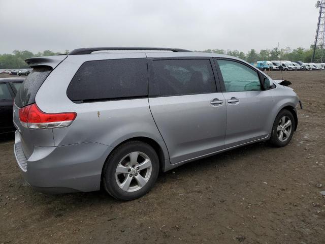 Photo 3 from auction – 2011 TOYOTA SIENNA LE with VIN 5TDKK3DC3BS022390
