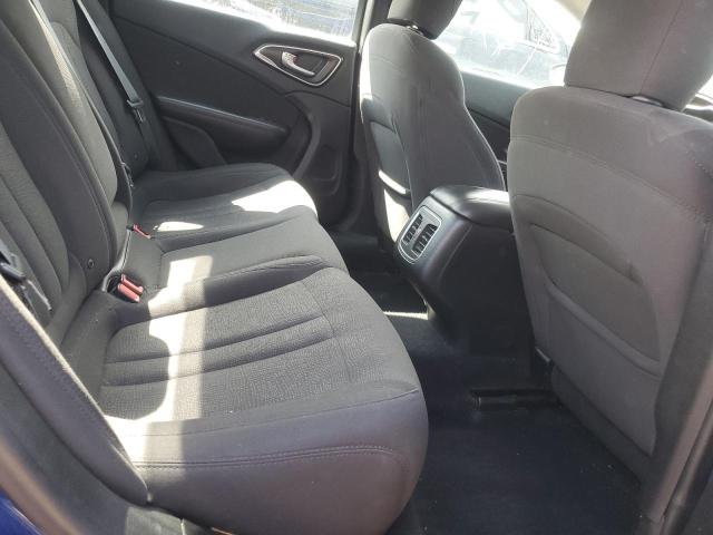 Photo 11 from auction – 2015 CHRYSLER 200 LIMITE with VIN 1C3CCCAB7FN664396