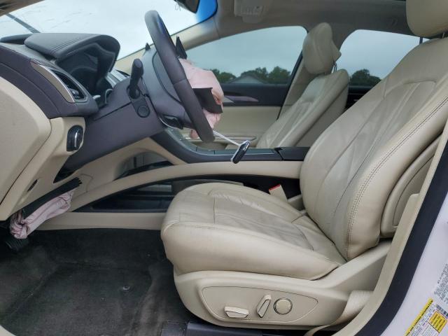 Photo 7 from auction – 2015 LINCOLN MKZ with VIN 3LN6L2G98FR623999