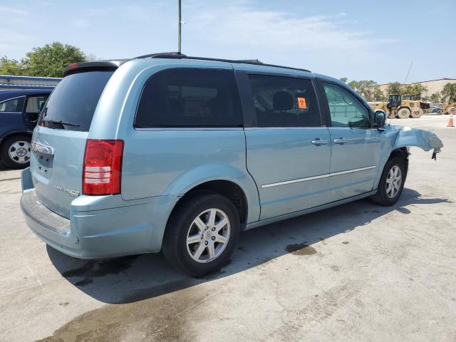 Photo 3 from auction – 2010 CHRYSLER TOWN & COU with VIN 2A4RR5DX0AR368262