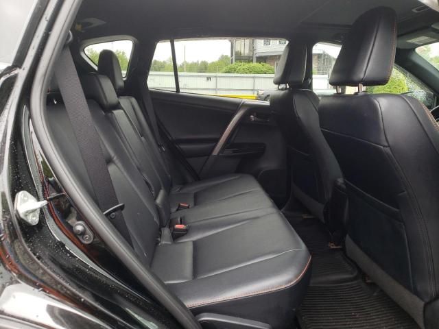 Photo 11 from auction – 2018 TOYOTA RAV4 SE with VIN 2T3JFREV7JW792009