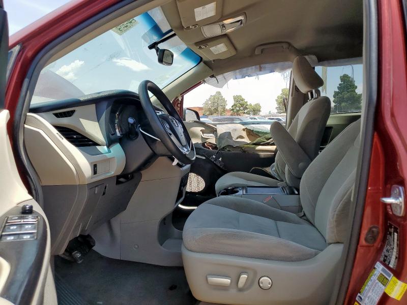 Photo 7 from auction – 2017 TOYOTA SIENNA LE with VIN 5TDKZ3DC4HS853532