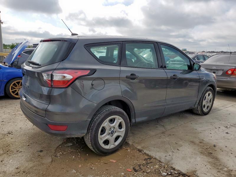 Photo 3 from auction – 2017 FORD ESCAPE S with VIN 1FMCU0F73HUE15481