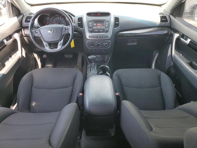 Photo 8 from auction – 2015 KIA SORENTO LX with VIN 5XYKT4A69FG598442