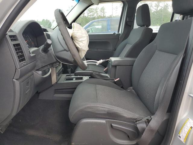 Photo 7 from auction – 2009 JEEP LIBERTY with VIN 1J8GP28K39W531319
