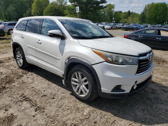 Photo 4 from auction – 2016 TOYOTA HIGHLANDER with VIN 5TDBKRFH1GS307396
