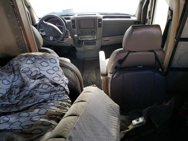 Photo 5 from auction – 2018 WNBG MOTORHOME with VIN WDAPF4CC7H9725020