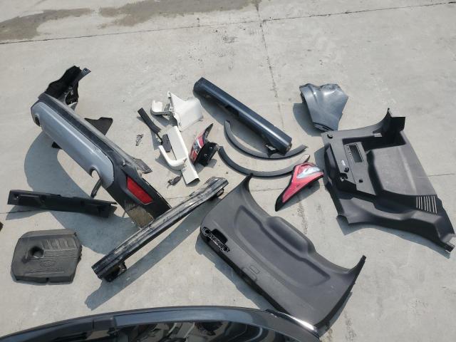 Photo 13 from auction – 2018 FORD ESCAPE SEL with VIN 1FMCU9HD7JUC27107