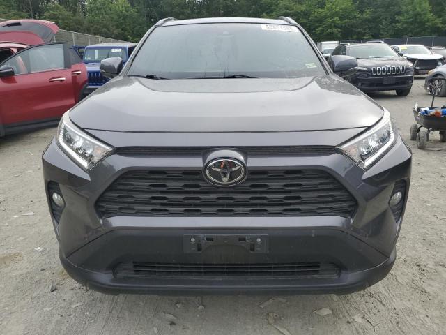 Photo 5 from auction – 2019 TOYOTA RAV4 XLE with VIN JTMP1RFV9KJ014396