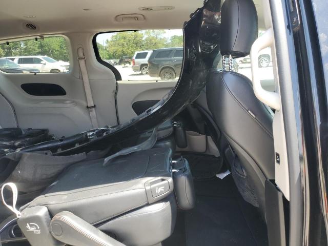 Photo 11 from auction – 2017 CHRYSLER PACIFICA T with VIN 2C4RC1BG1HR576311