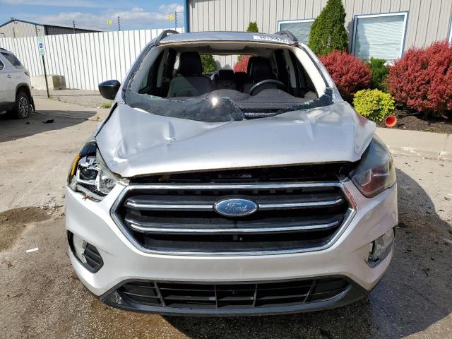 Photo 5 from auction – 2017 FORD ESCAPE SE with VIN 1FMCU9G90HUB98587