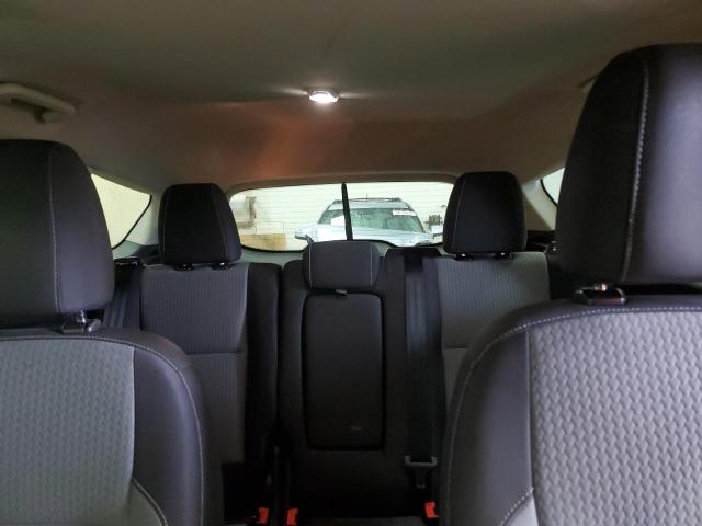 Photo 10 from auction – 2017 FORD ESCAPE SE with VIN 1FMCU0GD2HUE70055