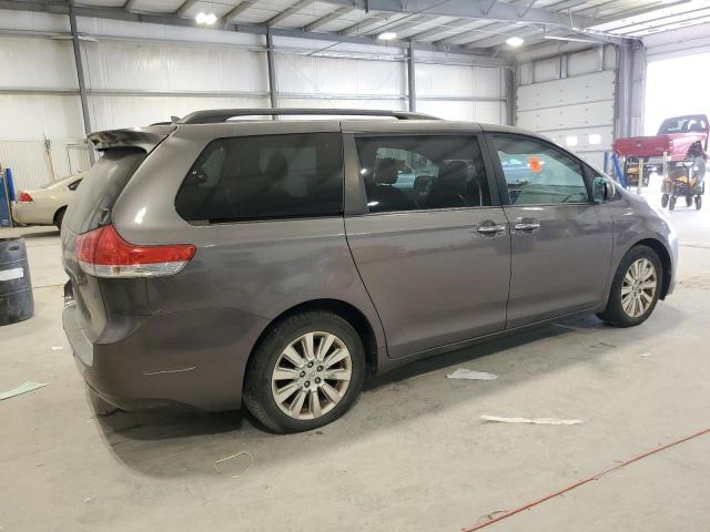 Photo 3 from auction – 2011 TOYOTA SIENNA XLE with VIN 5TDDK3DCXBS005787