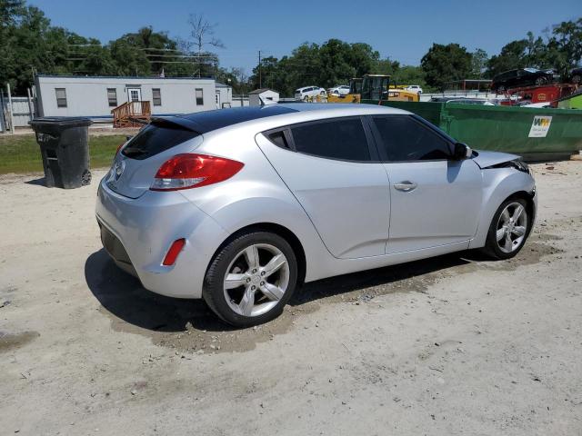 Photo 3 from auction – 2015 HYUNDAI VELOSTER with VIN KMHTC6AD5FU227190