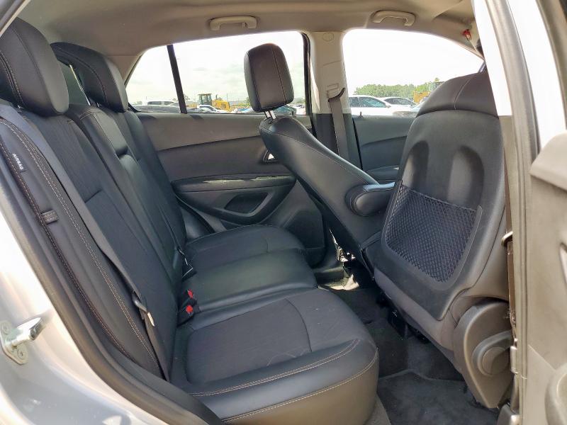 Photo 11 from auction – 2020 CHEVROLET TRAX 1LT with VIN 3GNCJLSB5LL282158