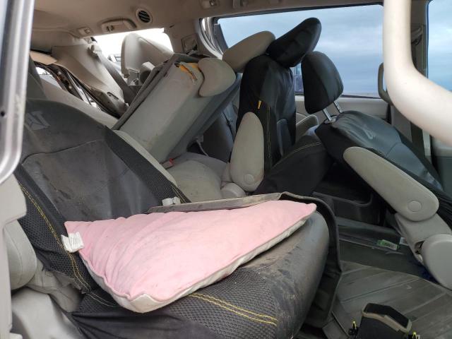 Photo 11 from auction – 2014 TOYOTA SIENNA with VIN 5TDZK3DC5ES474294
