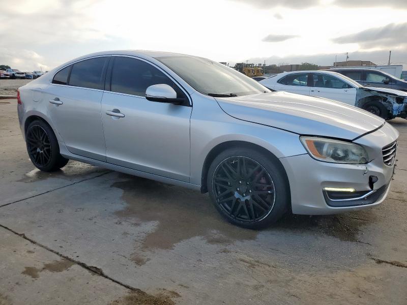 Photo 4 from auction – 2015 VOLVO S60 PREMIE with VIN YV140MFB0F1312432