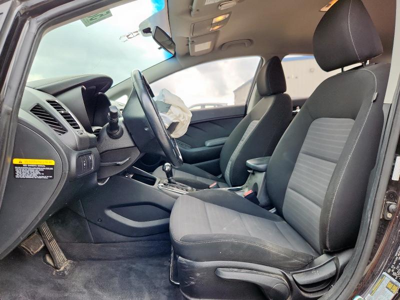 Photo 7 from auction – 2017 KIA FORTE LX with VIN 3KPFL4A73HE043836