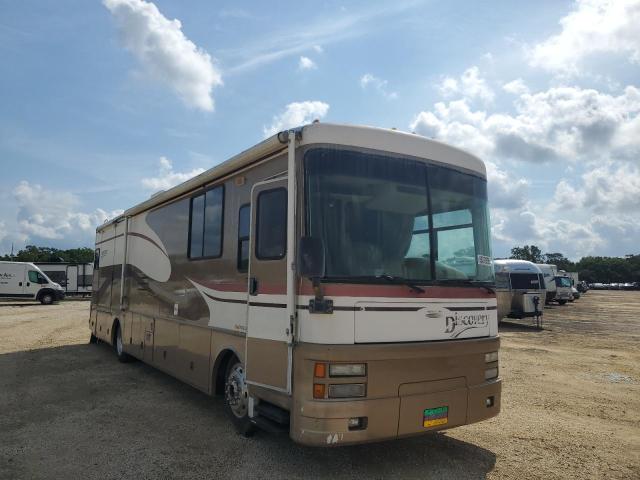 2000 FREIGHTLINER 122SD
