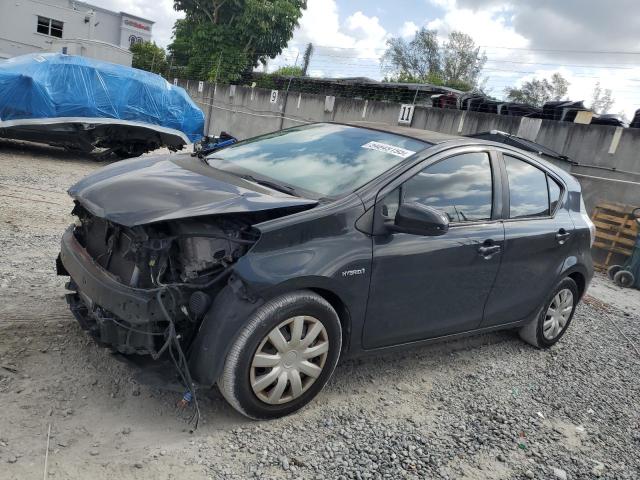 TOYOTA PRIUS C 2013 with VIN JTDKDTB33D1552758 - Photo from auction