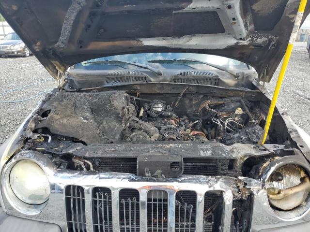Photo 12 from auction – 2004 JEEP LIBERTY SP with VIN 1J4GL48K84W183101