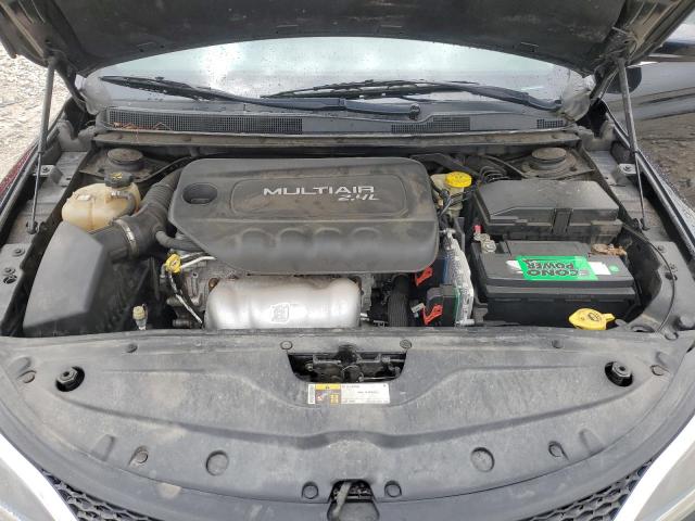 Photo 11 from auction – 2016 CHRYSLER 200 LIMITE with VIN 1C3CCCAB5GN139161