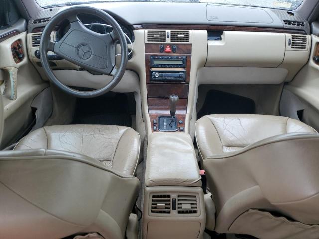Photo 8 from auction – 1996 MERCEDES-BENZ E 320 with VIN WDBJF55F8TJ009345