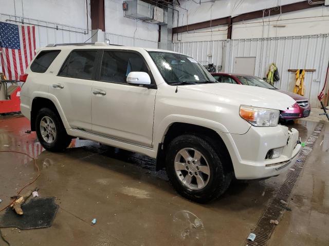 Photo 4 from auction – 2010 TOYOTA 4RUNNER SR with VIN JTEBU5JR6A5009731