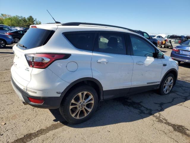 Photo 3 from auction – 2017 FORD ESCAPE SE with VIN 1FMCU9GD2HUA57055