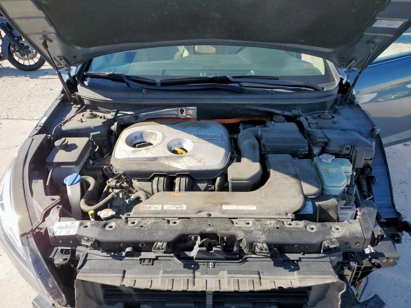 Photo 11 from auction – 2016 HYUNDAI SONATA HYB with VIN KMHE24L12GA016597