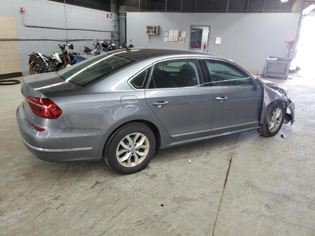 Photo 3 from auction – 2017 VOLKSWAGEN PASSAT S with VIN 1VWAT7A38HC006830