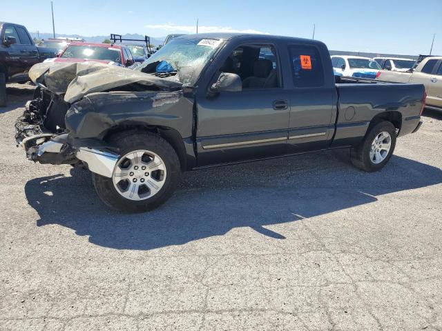 CHEVROLET SILVERADO 2003 with VIN 2GCEC19V731267128 - Photo from auction