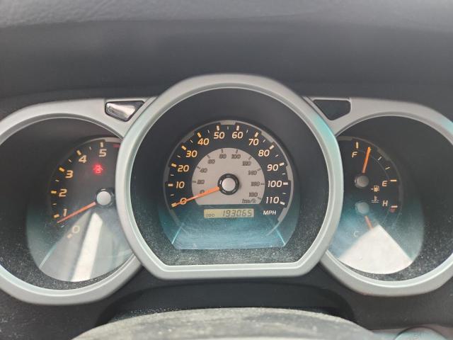 Photo 9 from auction – 2005 TOYOTA 4RUNNER SR with VIN JTEBU14R650064624