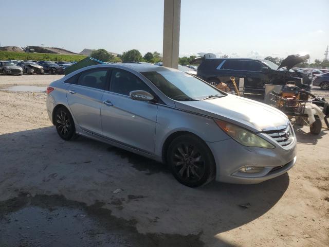 Photo 4 from auction – 2011 HYUNDAI SONATA SE with VIN 5NPEC4AB6BH173208