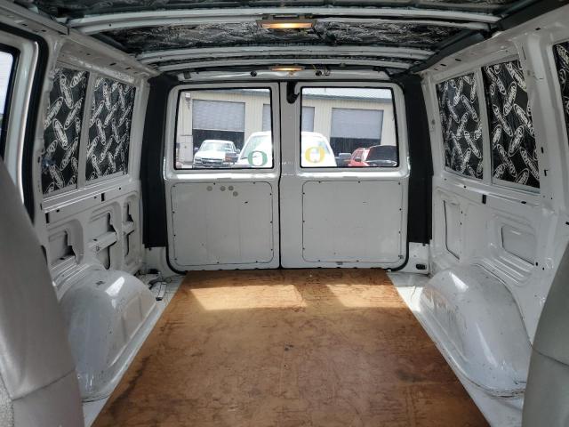 Photo 10 from auction – 2002 CHEVROLET ASTRO with VIN 1GCDM19X22B102810