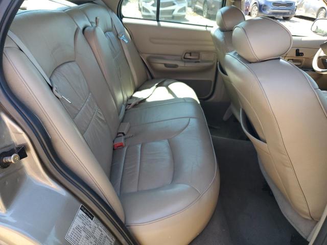 Photo 10 from auction – 2002 FORD CROWN VICT with VIN 2FAFP74W02X100204