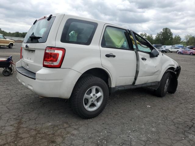 Photo 3 from auction – 2010 FORD ESCAPE XLS with VIN 1FMCU0C7XAKA03046