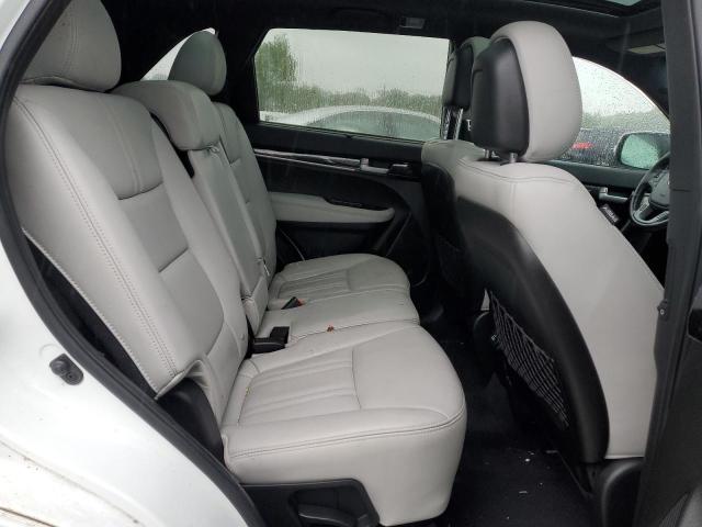 Photo 11 from auction – 2015 KIA SORENTO SX with VIN 5XYKWDA72FG609569